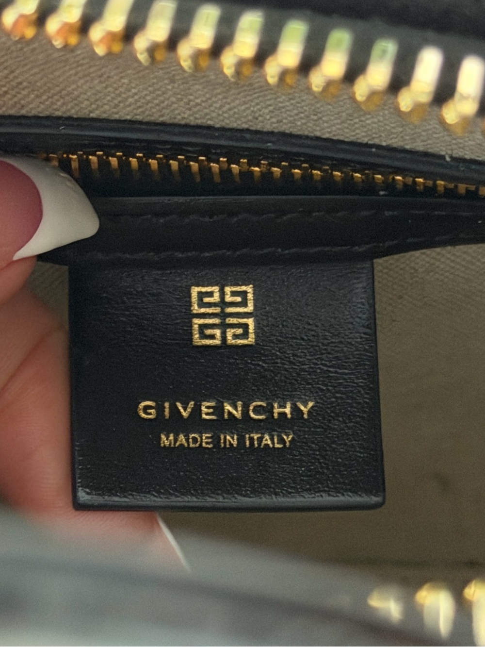 Givenchy Antigona - Picture 9 of 10